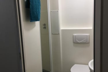 1 bed studio, Potterrow, Old Town, Edinburgh, EH89BT - Image 6